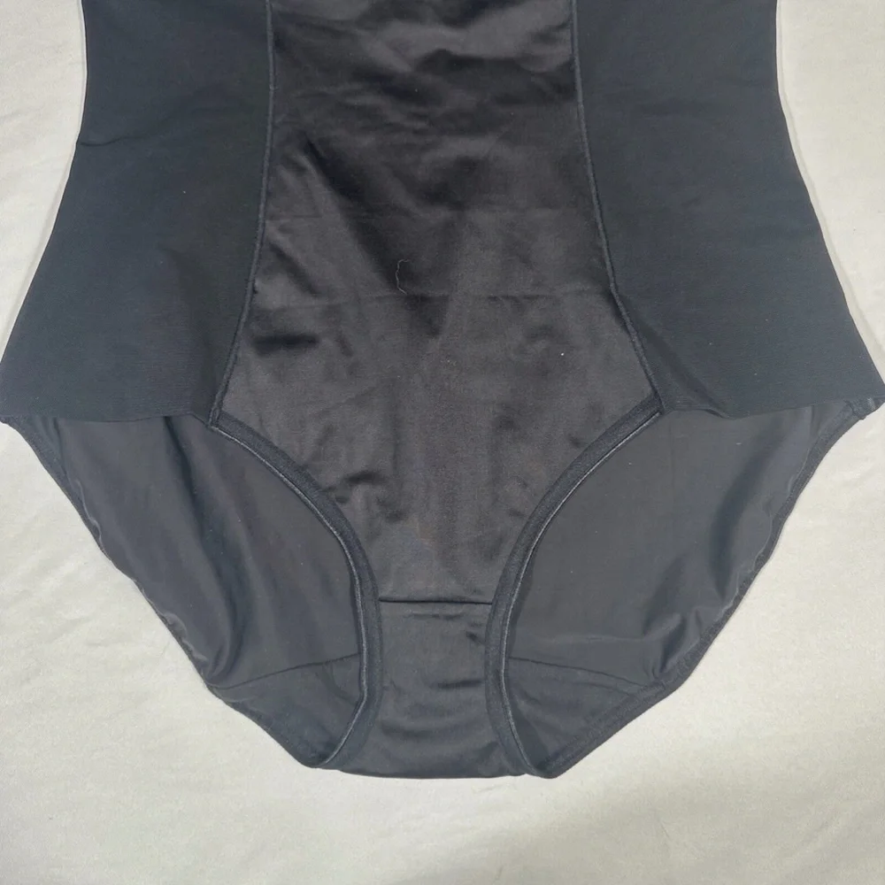 NEW $40 CITY CHIC [ S/16 16W ] Smooth & Chic Control Brief in‎ black